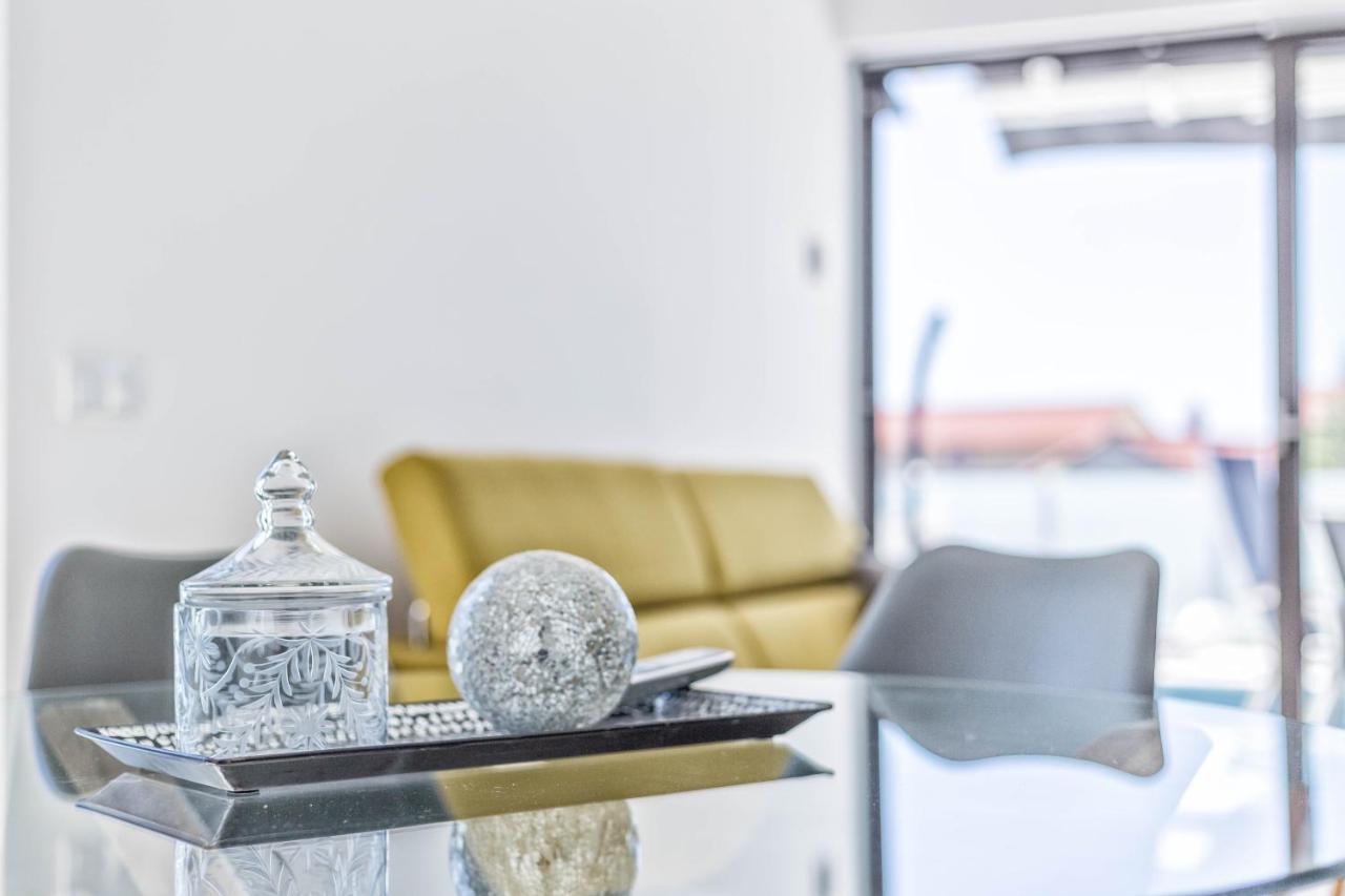 Villa Aliara Jacuzzi Apartment Vodice Exterior photo