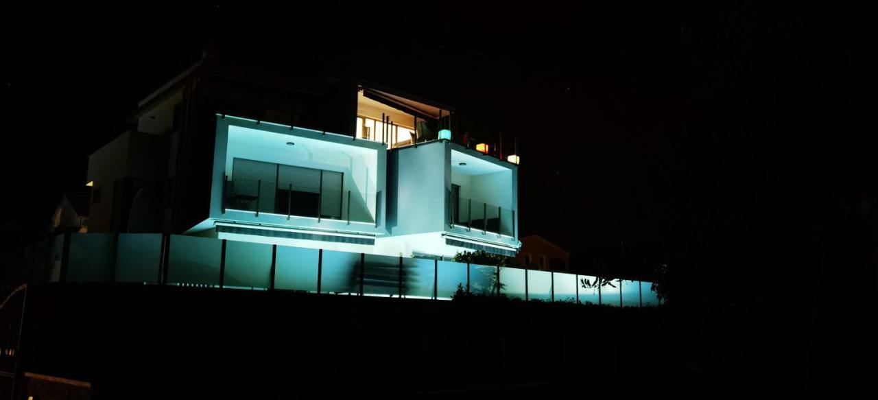 Villa Aliara Jacuzzi Apartment Vodice Exterior photo